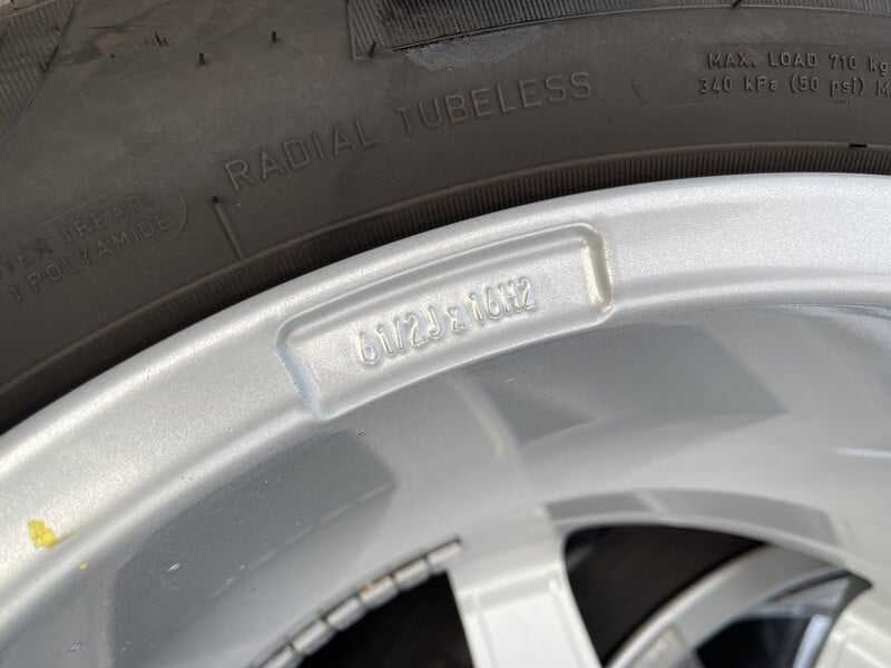 Photo 8 - Mercedes-Benz Siunciam, ET22 light alloy R16 rims