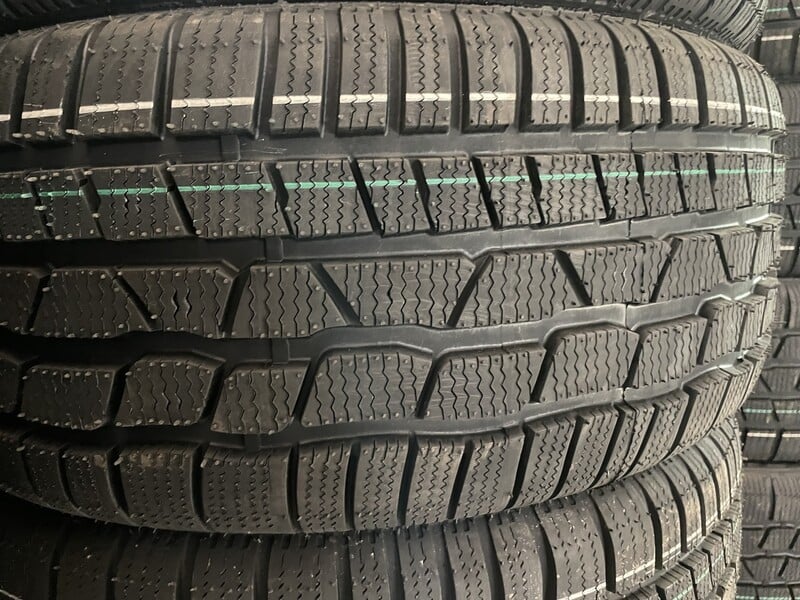 Photo 2 - Reifen R17 winter tyres passanger car