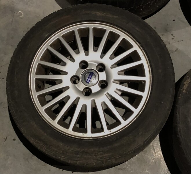 Фотография 3 - Volvo V50 R16 литые диски