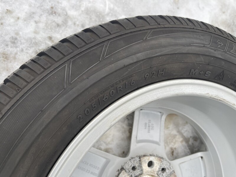 Photo 6 - Dunlop Siunciam,  R16 universal tyres passanger car