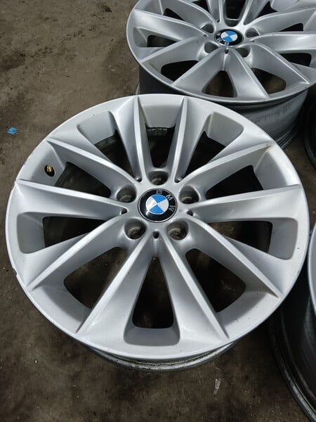 Photo 3 - BMW X3 light alloy R18 rims