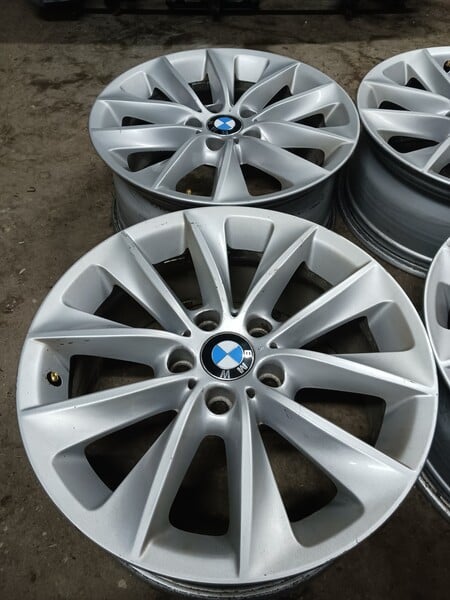 Photo 5 - BMW X3 light alloy R18 rims