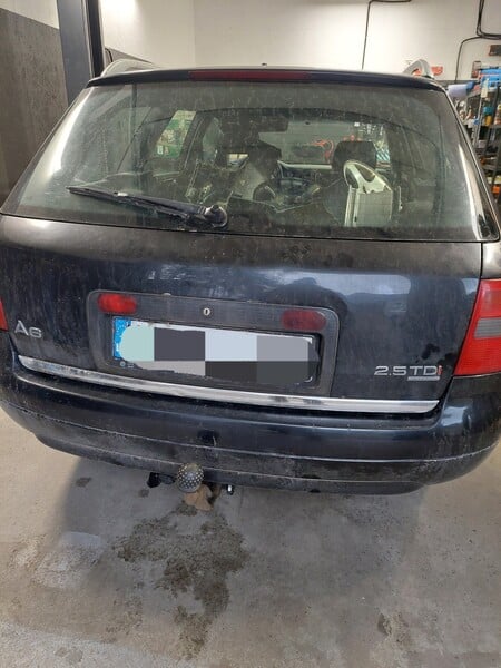 Photo 5 - Audi A6 2000 y parts