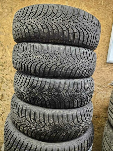 Photo 2 - Goodyear ug 9 R15 winter tyres passanger car