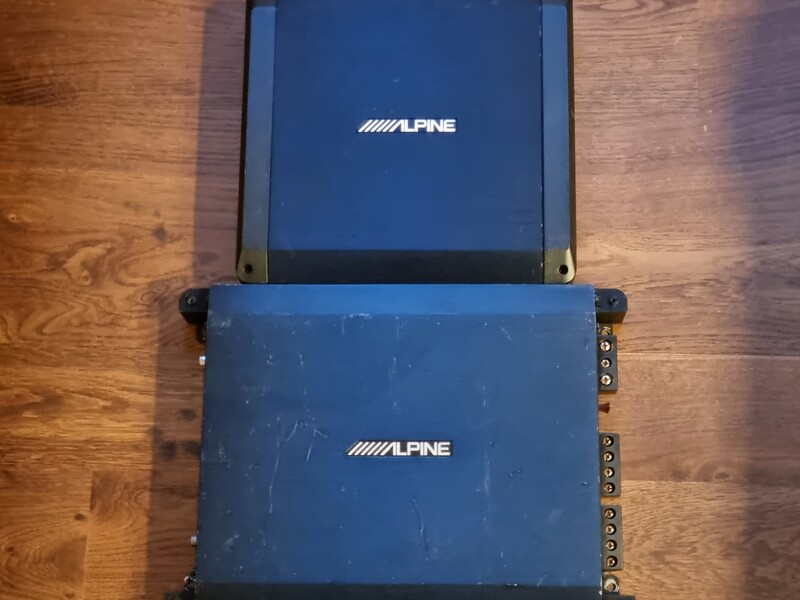 Alpine BBX-F1200 Audio Amplifier