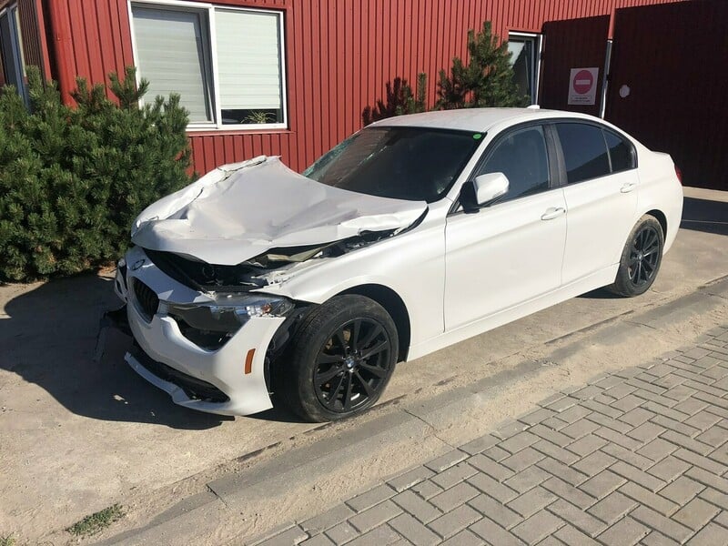 Photo 2 - Bmw 320 2017 y parts