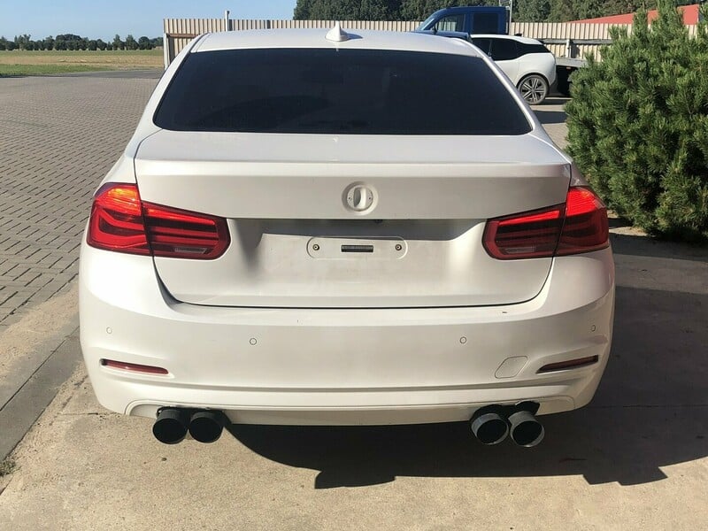 Photo 5 - Bmw 320 2017 y parts