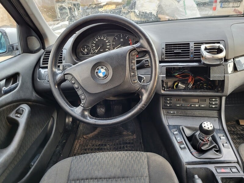 Photo 5 - Bmw 320 2001 y parts