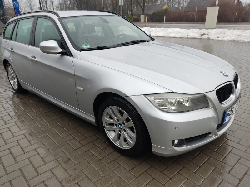 Photo 8 - Bmw 318 d Touring 2012 y