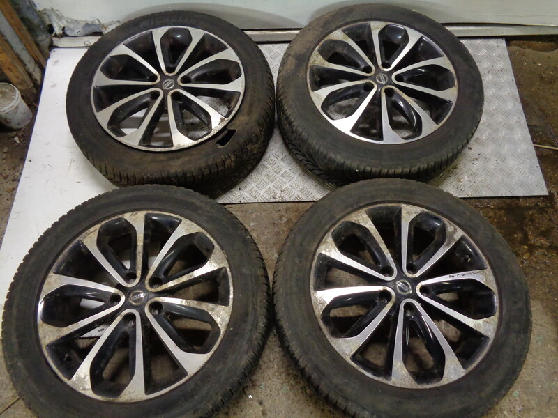 Qashqai light alloy R18 rims