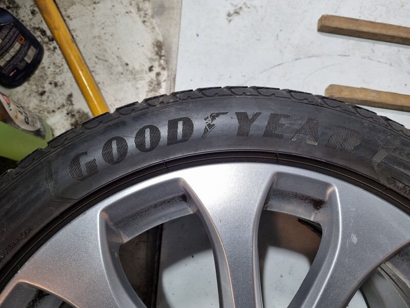 Nuotrauka 12 - Goodyear 6-7mm R18 žieminės padangos lengviesiems