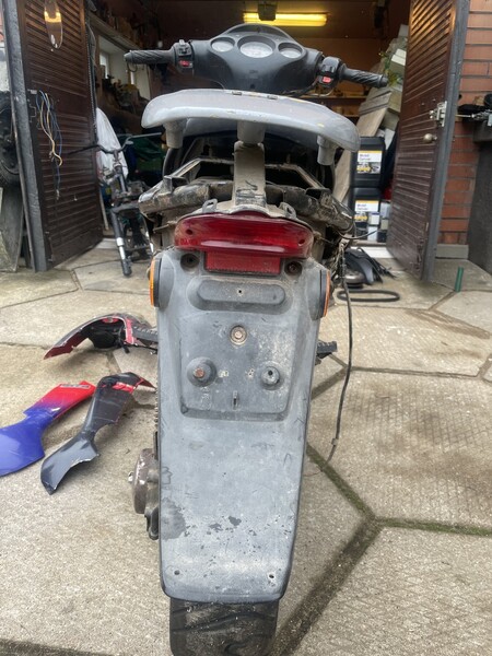 Photo 11 - Scooter / moped Honda X8R 2002 y parts