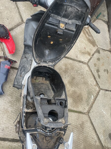 Photo 29 - Scooter / moped Honda X8R 2002 y parts