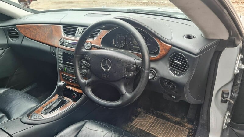 Nuotrauka 14 - Mercedes-Benz Cls 320 2006 m dalys