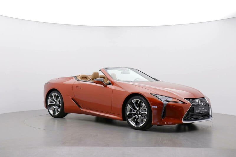 Photo 18 - Lexus LC 500 2022 y Coupe