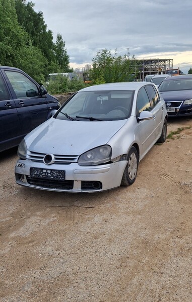 Volkswagen Golf V 2005 y parts