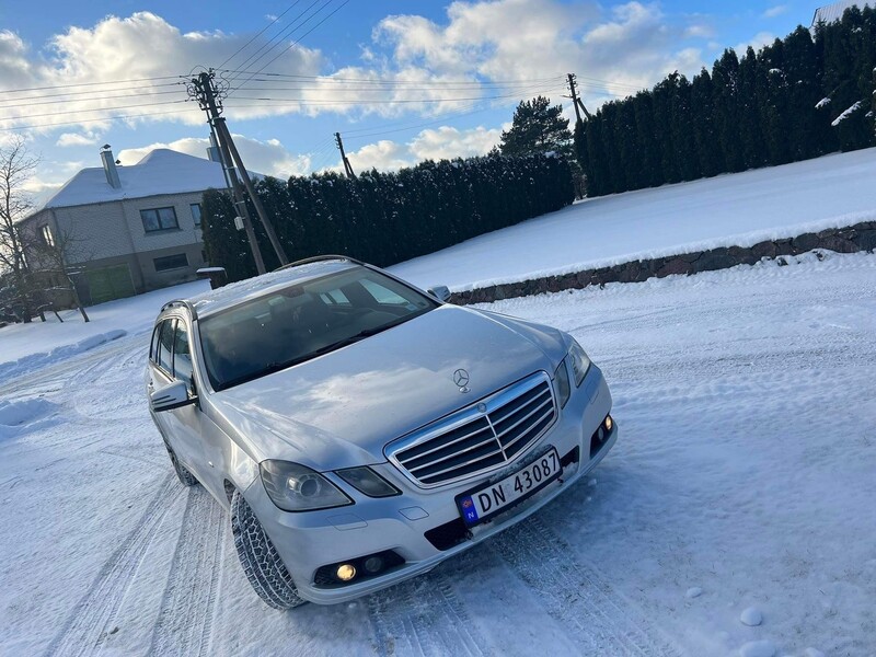 Mercedes-Benz E 220 W212 2010 m dalys