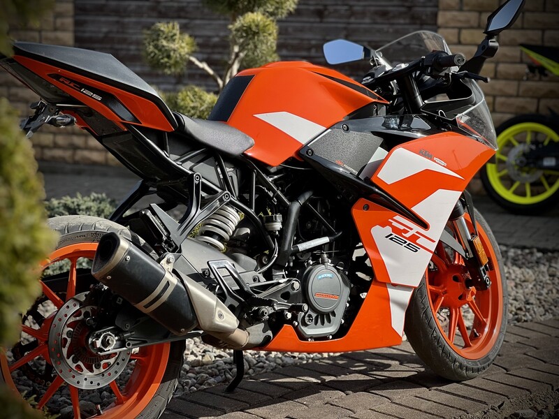 Photo 3 - KTM RC 2019 y Sport / Superbike motorcycle