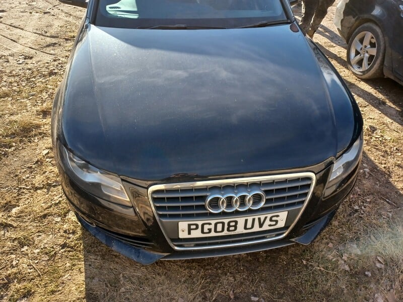 Audi A4 2009 г запчясти