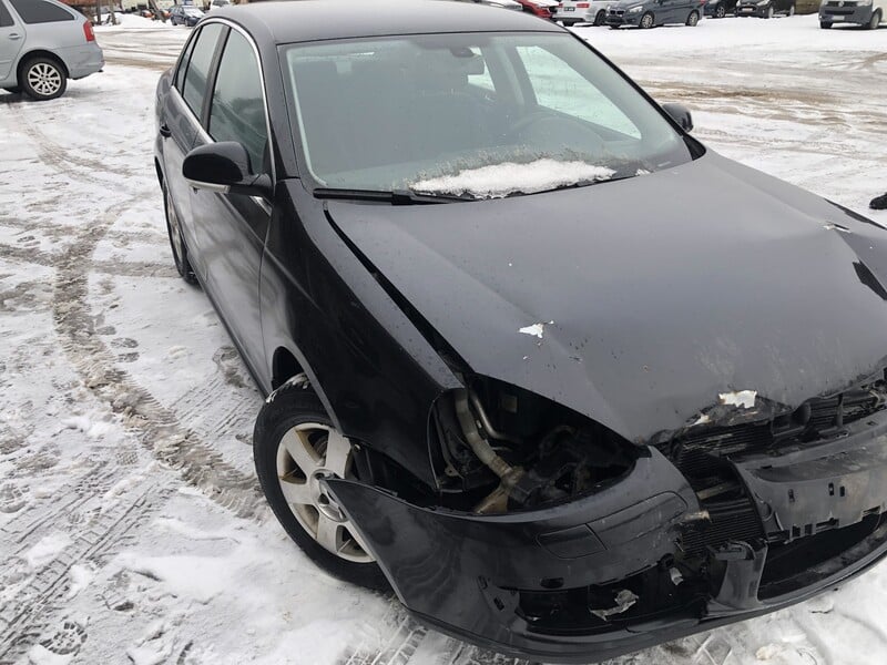 Photo 3 - Volkswagen Jetta A5 2007 y parts