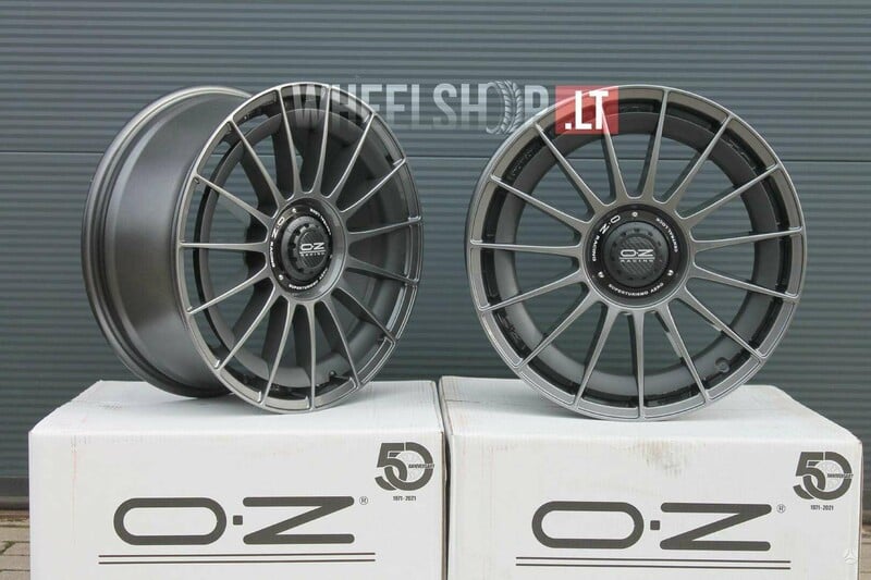 Photo 4 - OZ Racing Superturizmo Aero Star Graphit light alloy R18 rims