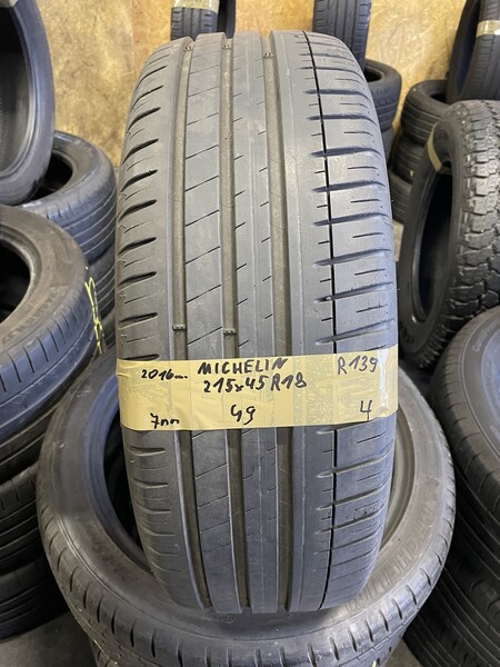 Фотография 1 - Michelin R18 летние шины для автомобилей