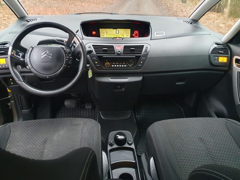 Photo 5 - Citroen C4 Grand Picasso 2010 y Van