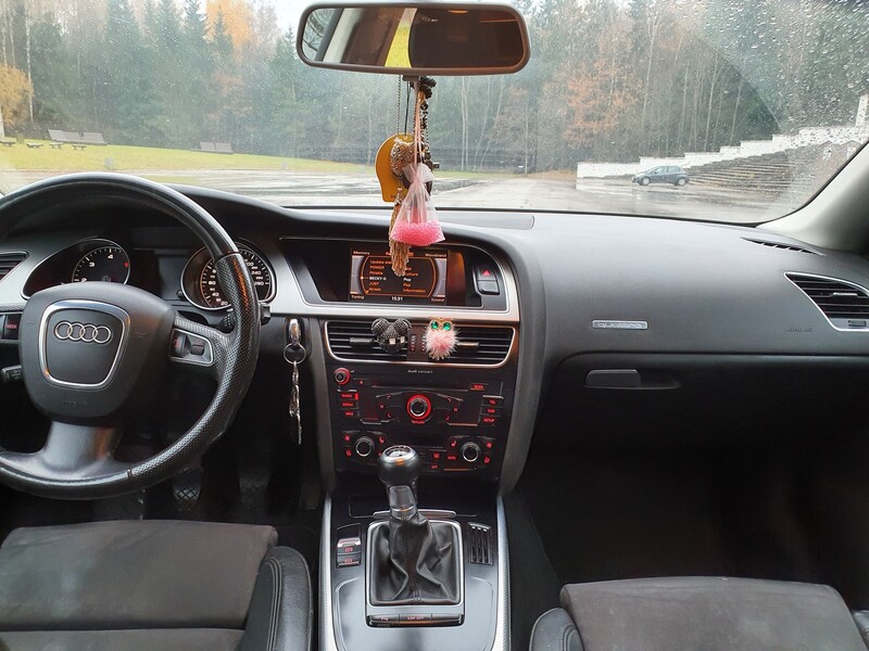 Photo 9 - Audi A5 2010 y Hatchback
