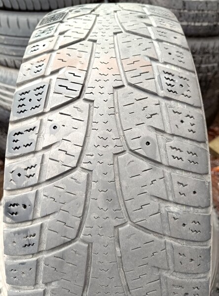 Photo 2 - Hankook R16C R16C universal tyres minivans