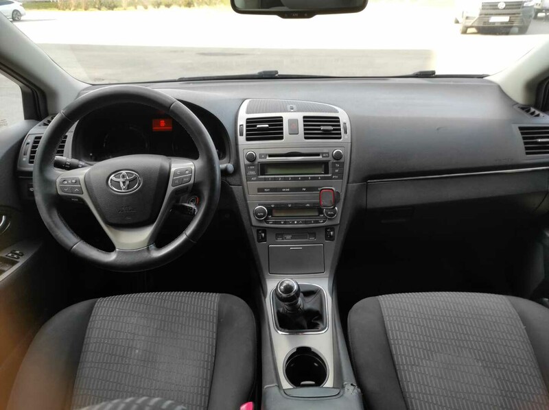 Nuotrauka 10 - Toyota Avensis 2013 m nuoma