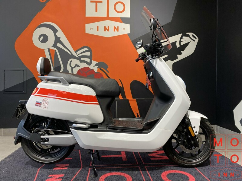 Photo 6 - NIU NQi GTS 2024 y Scooter / moped