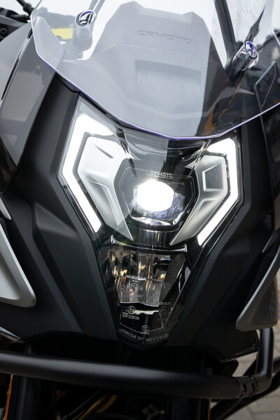Photo 23 - CFMOTO 700MT 2024 y Touring / Sport Touring motorcycle