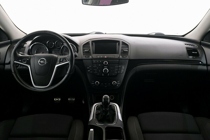 Фотография 5 - Opel Insignia 2010 г Седан
