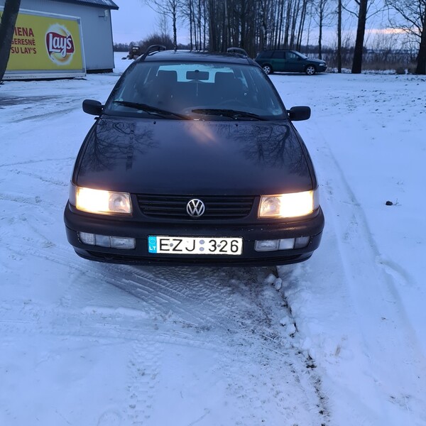 Volkswagen Passat 1995 г запчясти