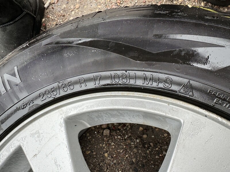 Photo 5 - Nokian Siunciam, 6-7mm R17 universal tyres passanger car