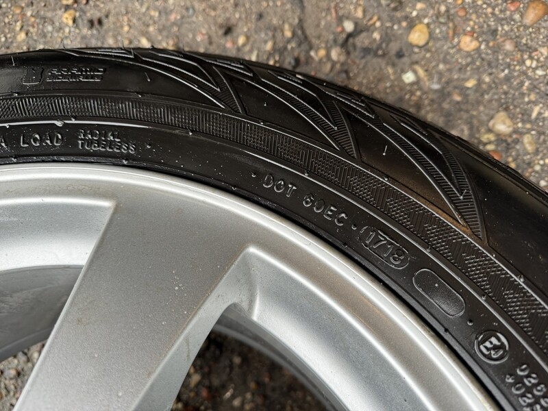 Photo 11 - Nokian Siunciam, 6-7mm R17 universal tyres passanger car