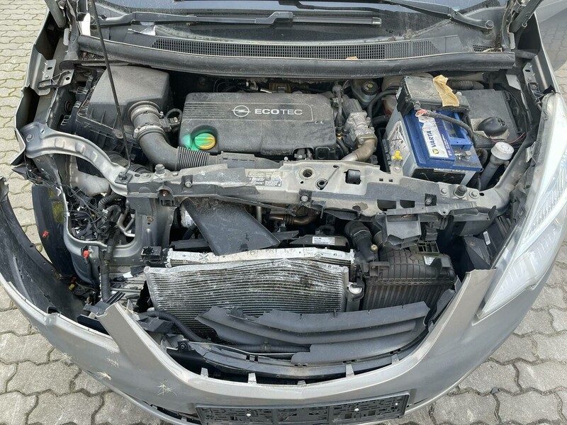 Photo 19 - Opel Meriva II 2010 y parts