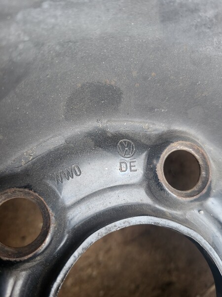 Nuotrauka 5 - Volkswagen Golf R15 plieniniai štampuoti ratlankiai
