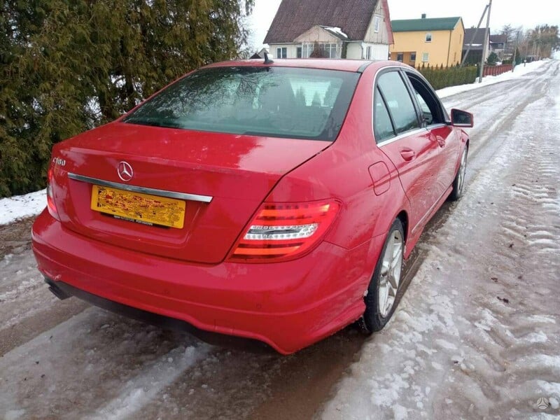 Photo 9 - Mercedes-Benz C 180 W204 2012 y parts