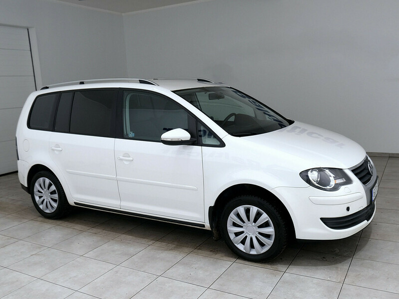 Volkswagen Touran 2010 y Van