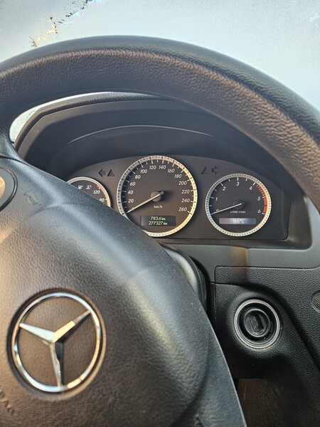 Nuotrauka 9 - Mercedes-Benz C 200 2011 m Universalas