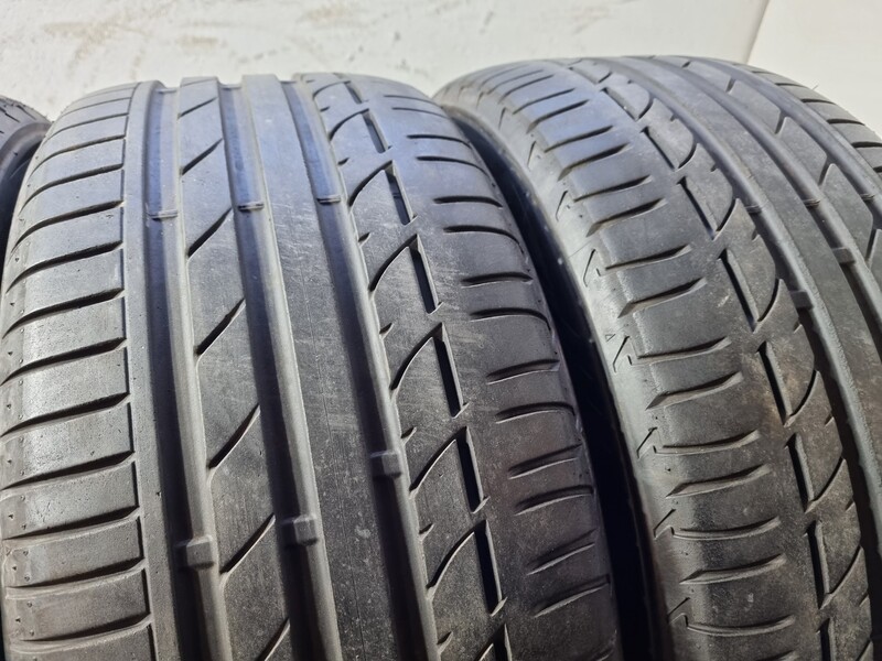 Bridgestone 6mm R18 summer tyres passanger car