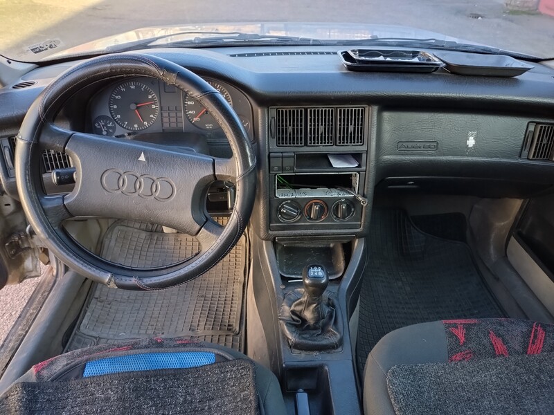 Фотография 5 - Audi 80 1991 г Седан