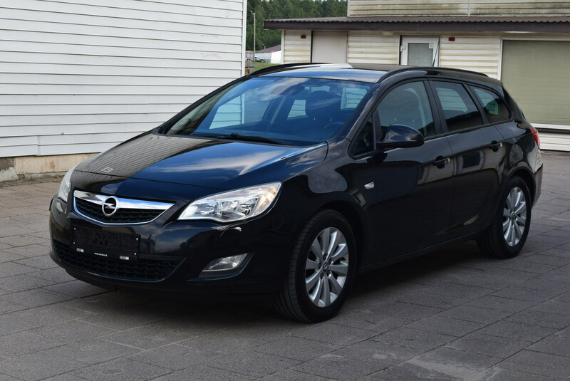Opel Astra CDTI Enjoy 2011 y