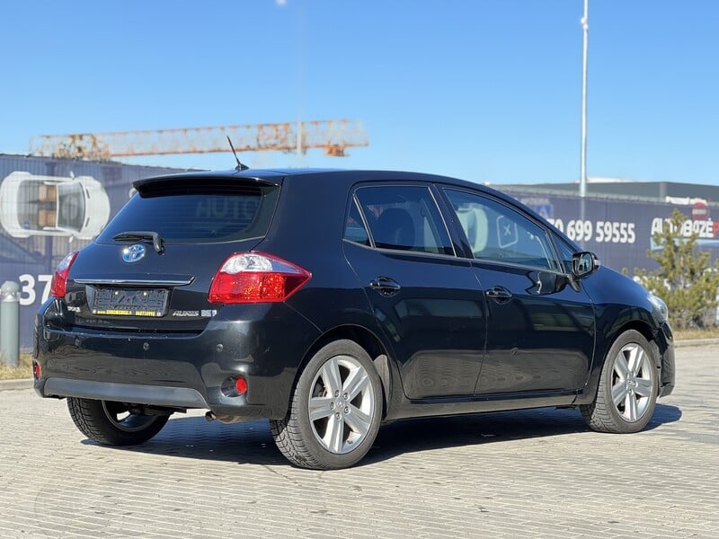 Nuotrauka 12 - Toyota Auris 2012 m Hečbekas