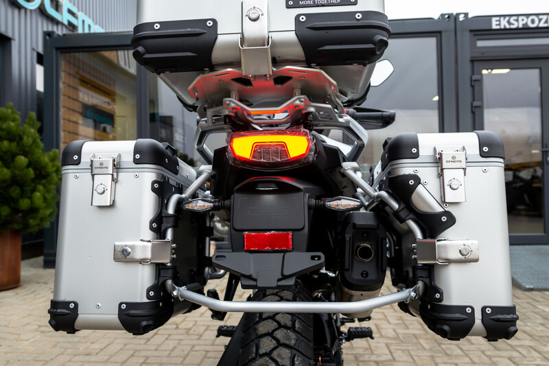 Photo 28 - CFMOTO 800MT Explorer 2024 y Touring / Sport Touring motorcycle