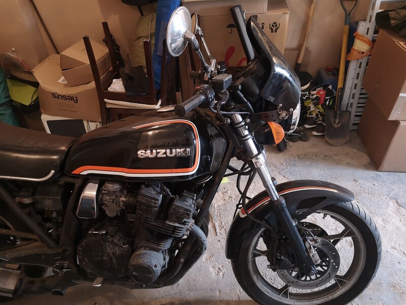 Photo 5 - Suzuki GSX 1983 y Classical / Streetbike motorcycle