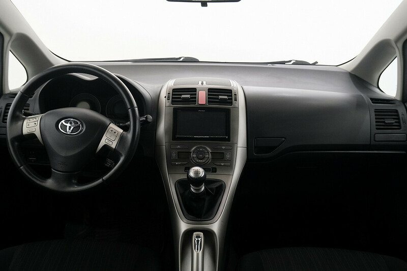 Nuotrauka 5 - Toyota Auris D-4D 2007 m