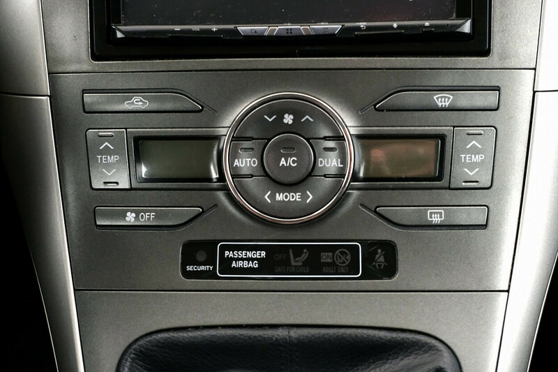 Nuotrauka 8 - Toyota Auris D-4D 2007 m