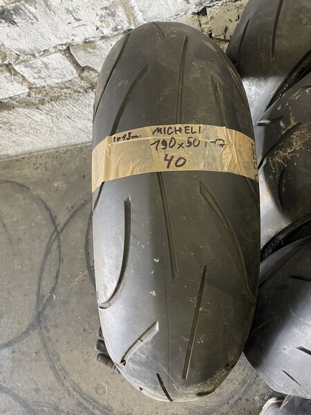 Фотография 1 - Michelin R17 летние шины для мотоциклов